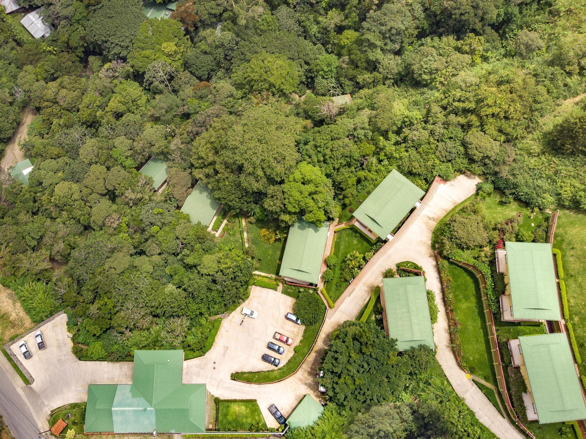 Ficus Sunset Suites Monteverde Exterior photo