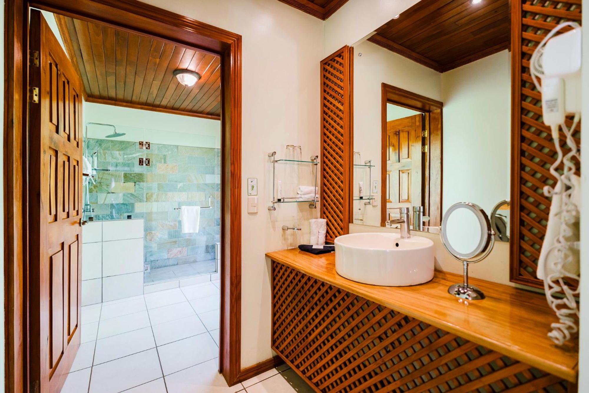 Ficus Sunset Suites Monteverde Exterior photo