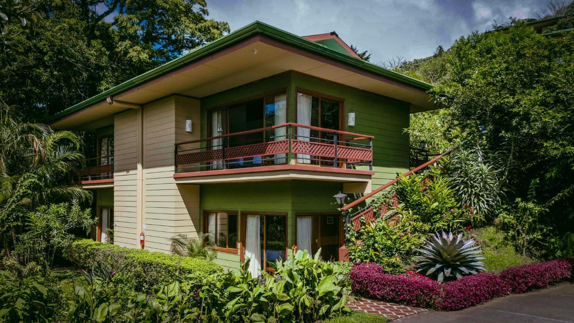 Ficus Sunset Suites Monteverde Exterior photo